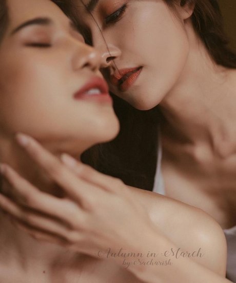 BunnyMutmai sexy star archive