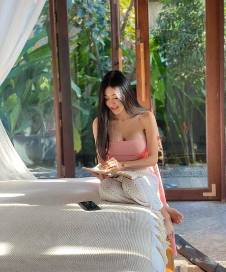 BunnyMutmai nude actress photos