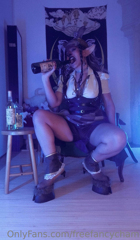 freefancycham model exclusive picture