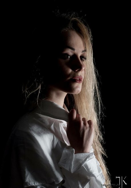 Sandra Gentvainyte nice actress images