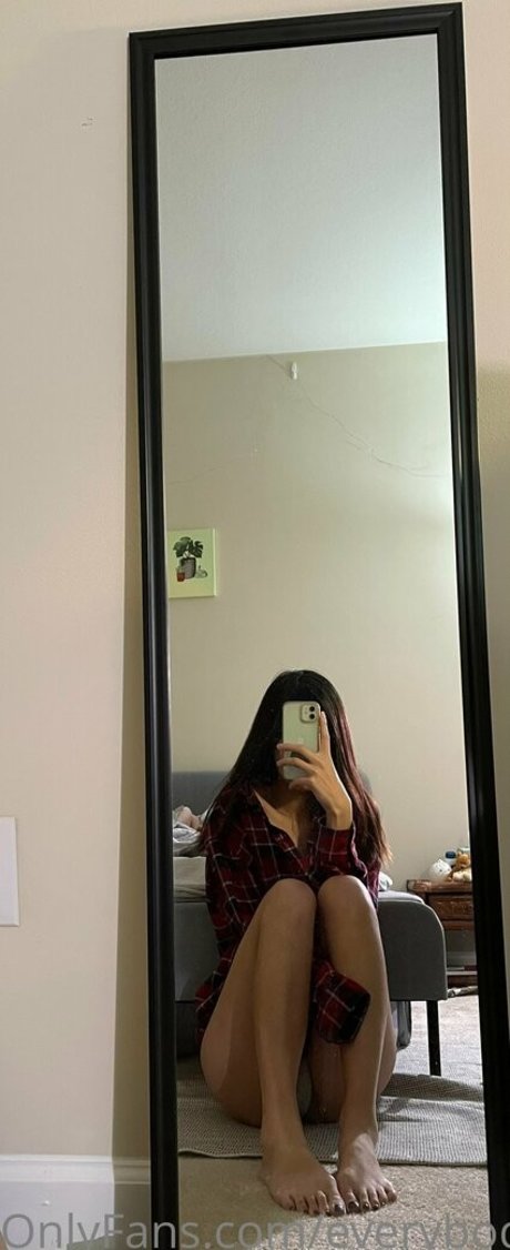 everybodymeow free actress pictures