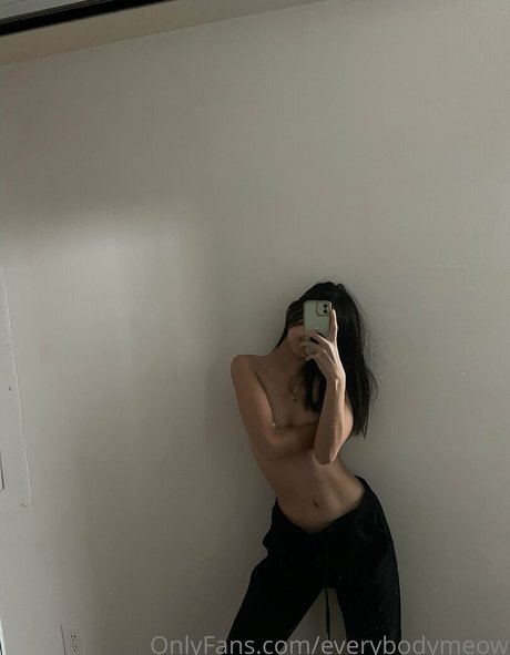 everybodymeow free actress image