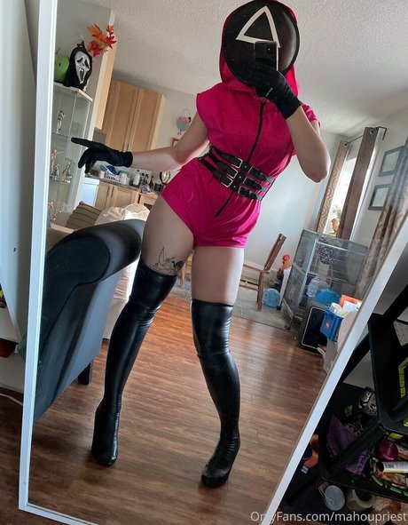 mahoupriest hot actress archive