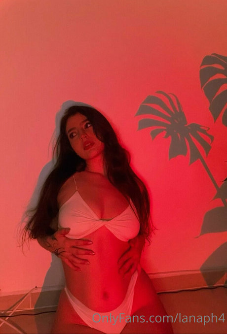 lanaph4 model erotic picture