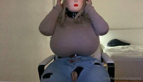 yaseonly nudes actress pics