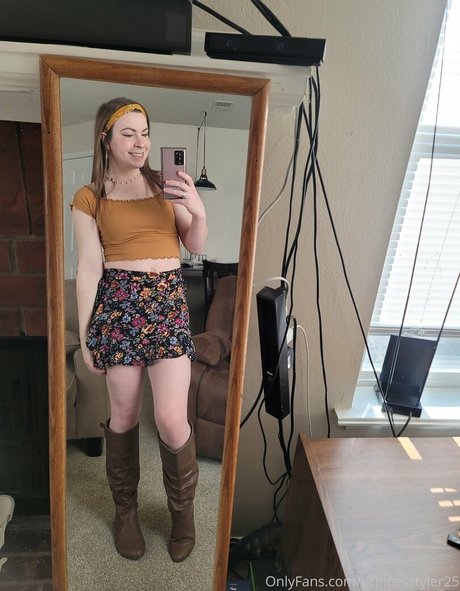 tiny onlyfans exclusive img