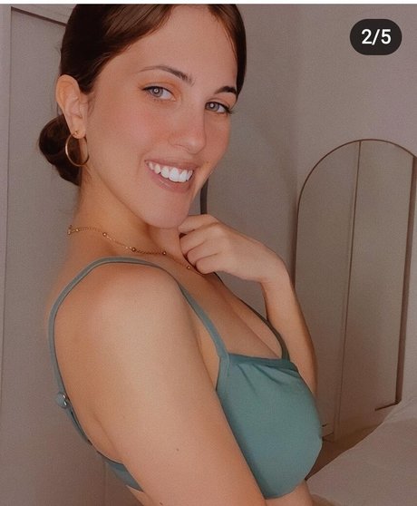 Melusouto model beautiful pictures