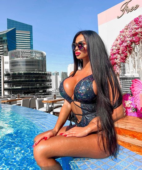 Adriane Linn star porn image