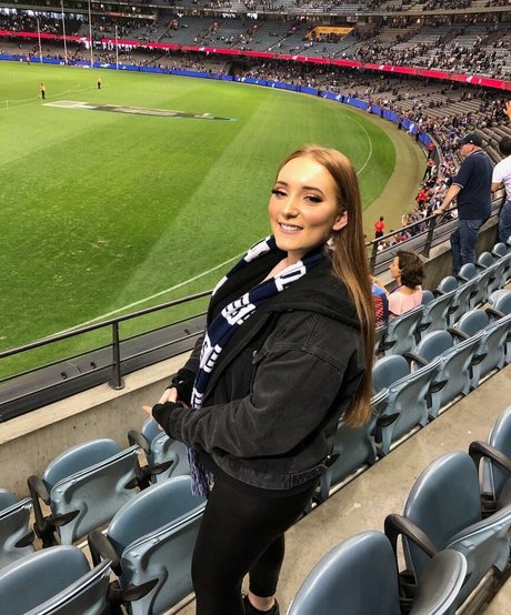 Dannielle Ashurst hd pornstar pictures