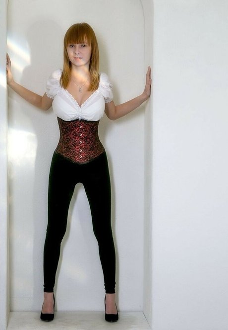 Modelkartei nude actress photo