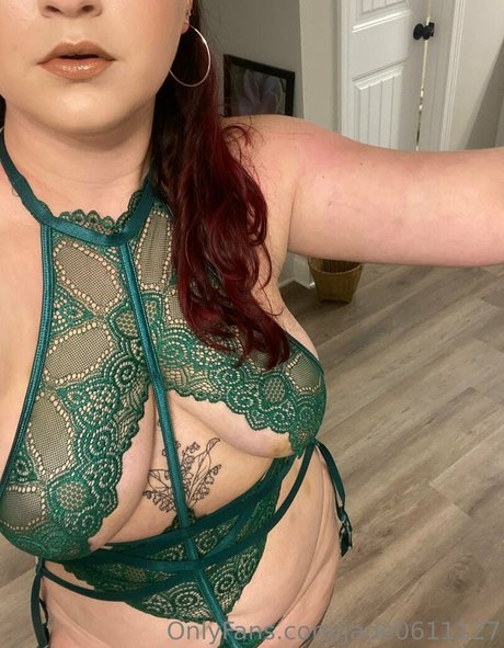 jade0611127 high quality model pics