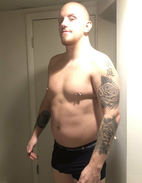 ranting riley model porn photos