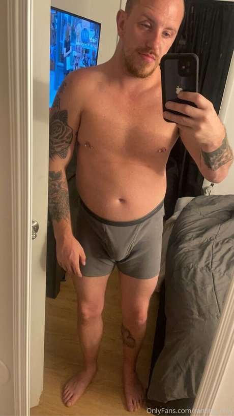 ranting riley art pornstar photo