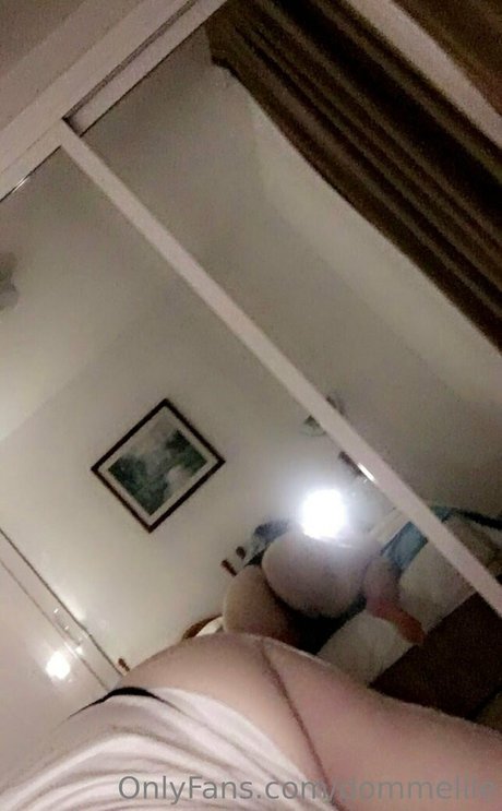 dommelile star perfect pics