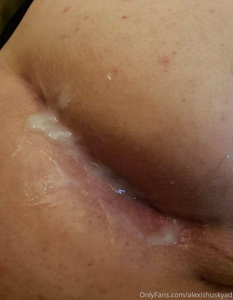 ryffhyena naked star pictures