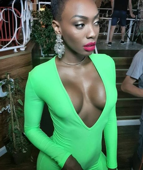 Bermudez Cortes sexy star photo