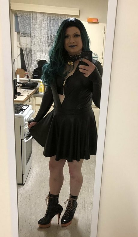 squat onlyfans beautiful xxx photo