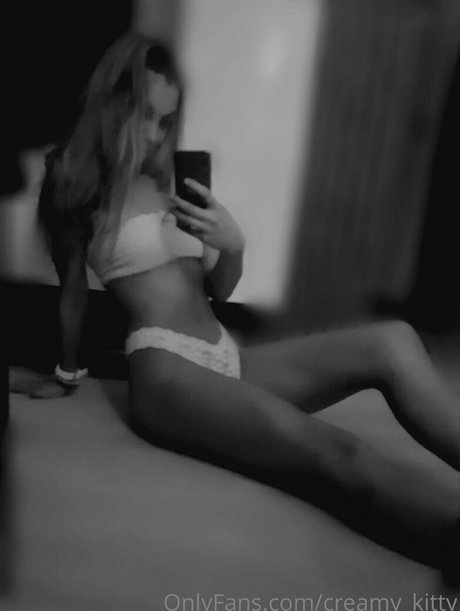 creamy kitty sex model picture