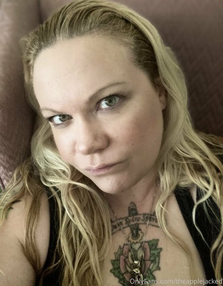 theapplejacked high quality pornstar photo