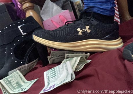 theapplejacked nice pornstar pic