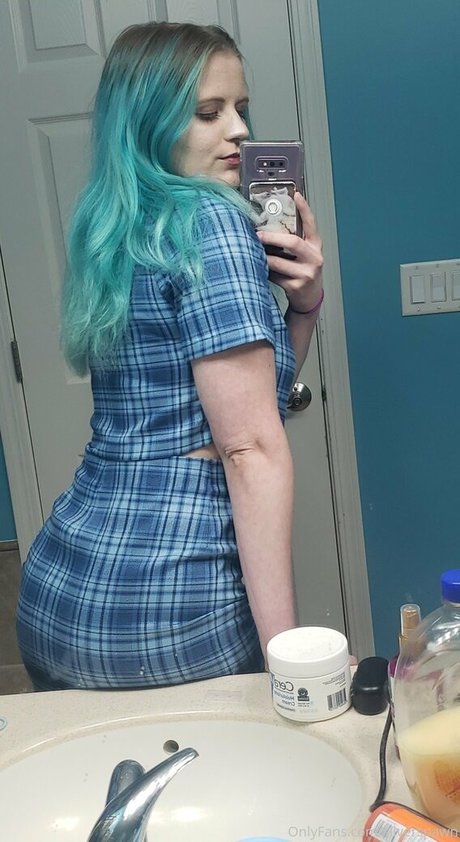 milf glasses onlyfans sexy naked pics