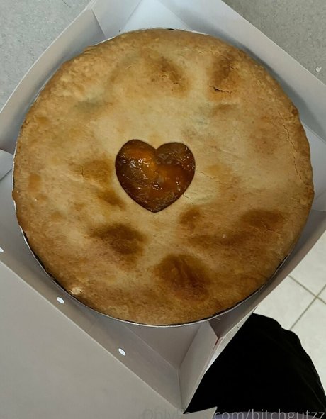 bitchgutzz model sex img