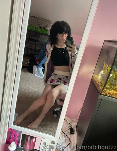bitchgutzz pornstar exclusive pics
