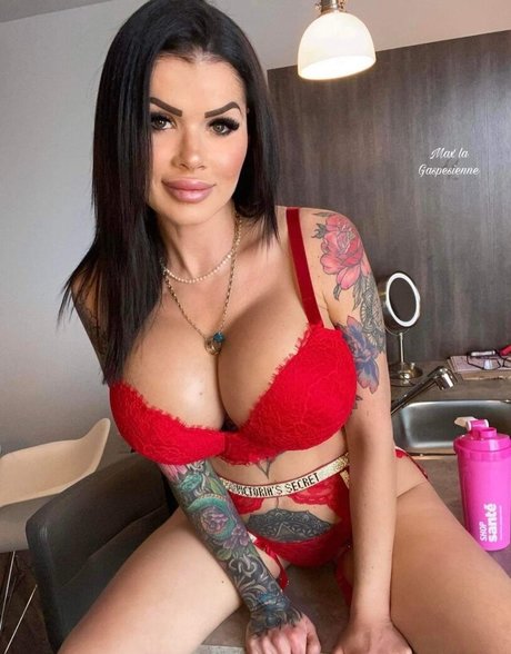 Max La Gaspesienne nude actress gallery