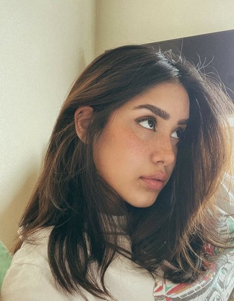 Virginhottie art actress galleries