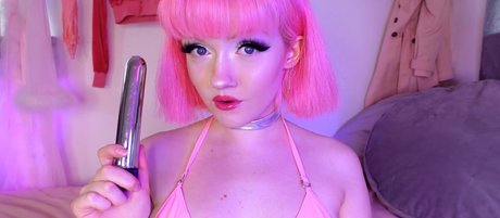 Evie Rees pornstar nude archive