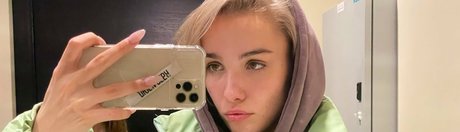 Izabellaaaaaa nude model picture