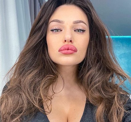 Anastasia Gavrish nude model image