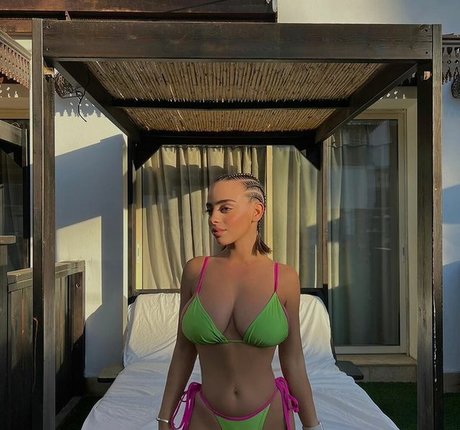 beach nude onlyfans pornos img