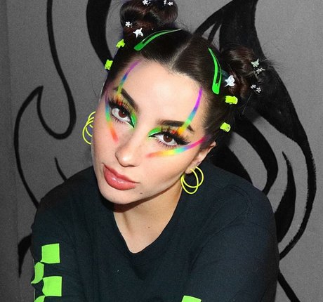 nude asian onlyfans free pics