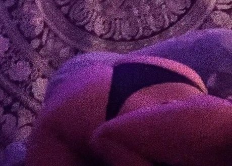 lliliannaax nude pornstar pictures