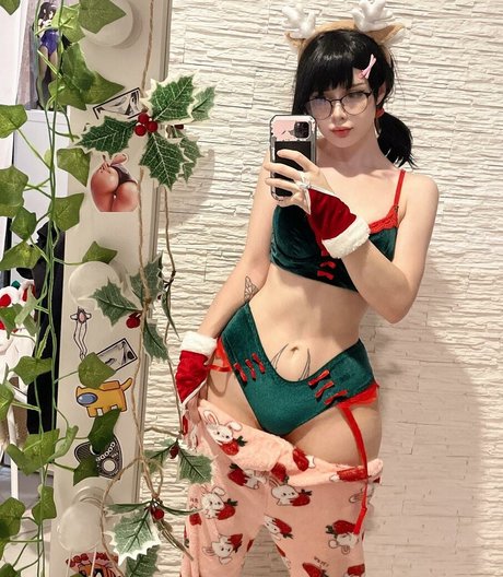 SuiSaiUwU beautiful pornstar image