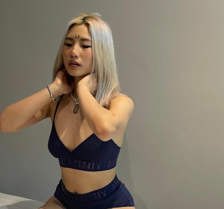 Jadexbcn naked star archive