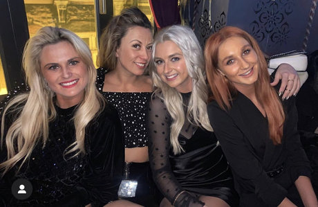 Hannah Davies Golf erotic model img