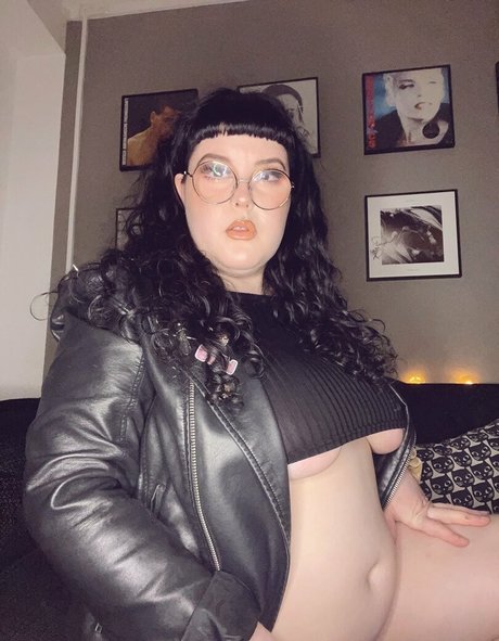 adinaanger top actress pic