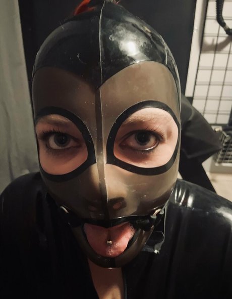 blonde deepthroat onlyfans hot sexy photo