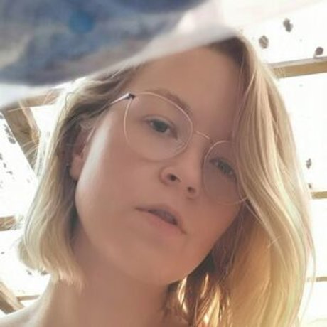 AimuCosplay art star pictures