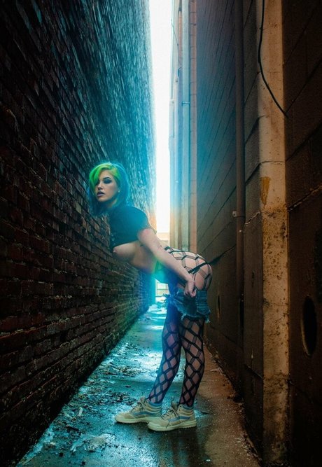 young onlyfans sexy nude pic