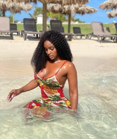 Amara La Negra hot pornstar images