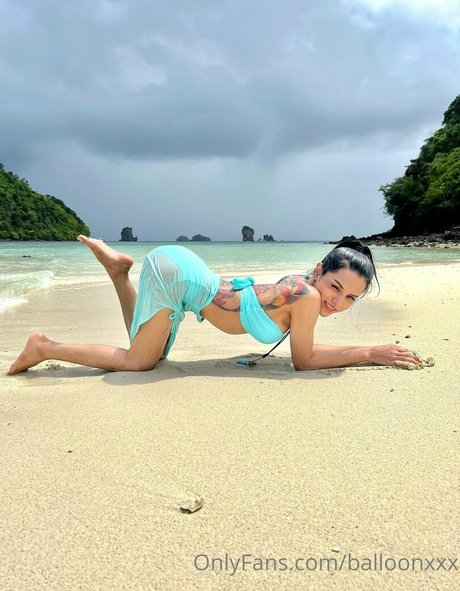 balloonxxx star adult photo