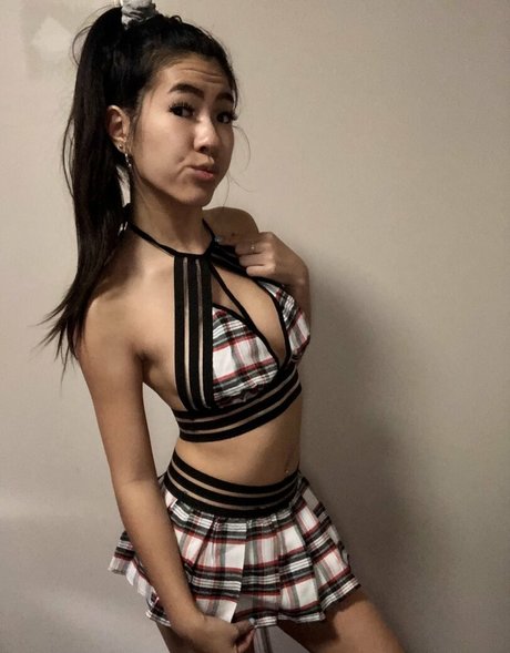 Lilslutlaceyyy art model images