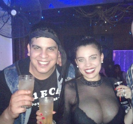 famous nude onlyfans pretty gallery