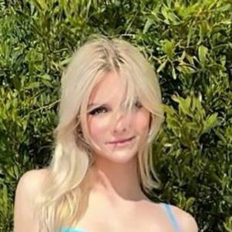 Maddie Keefe model pornographic photos