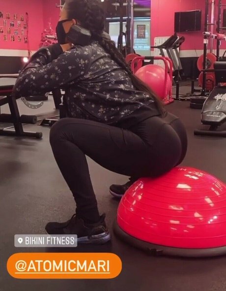 Mari Takahashi model adult gallery