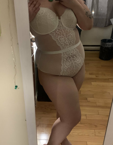 babydolljen411 hot pornstar image