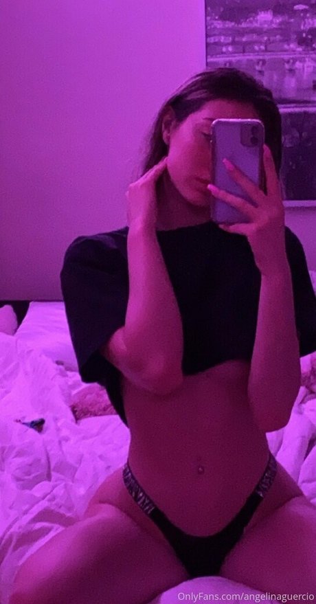 angelinaguercio hot model image